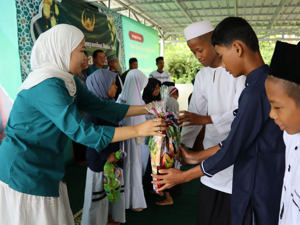 PT PRI Holds “Sharing Blessings in the Holy Month of Ramadan” Program for the Community